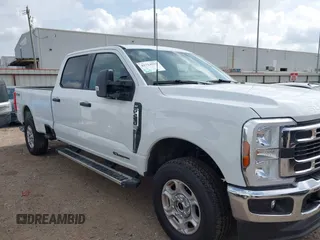 2025 Ford F-250 XL with VIN 1FT7W2BT9SEC54537, listed as a IAAI auction lot 42714592 with 6,334 mi miles and . Bid and sale history available at DreamBid. Image 13.