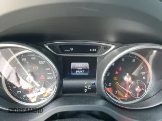 2018 Mercedes-Benz CLA with VIN WDDSJ4EB2JN633178, listed as a Copart auction lot 49388403 with 84,547 mi miles. Bid and sale history available at carsss.com. Image 9.