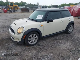 2007 MINI Hardtop S with VIN WMWMF73557TL91653, listed as a IAAI auction lot 42095562 with 113,860 mi miles and . Bid and sale history available at DreamBid. Image 2.