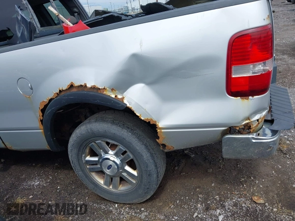 2006 Ford F-150 XLT с VIN 1FTPX14596NA08700, выставлен на аукционе IAAI как лот 42608279 с пробегом 2 160 165 миль миль и . История ставок и продаж доступна на DreamBid. Изображение 13.