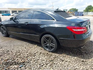 2011 Mercedes-Benz E 350 with VIN WDDKJ5GB8BF105563, listed as a IAAI auction lot 42137915 with 169,319 mi miles and . Bid and sale history available at DreamBid. Image 3.