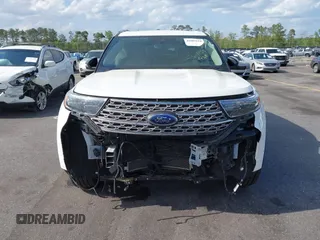 2023 Ford Explorer Limited with VIN 1FMSK7FH8PGB28394, listed as a IAAI auction lot 41883654 with 61,998 mi miles. Bid and sale history available at carsss.com. Image 13.