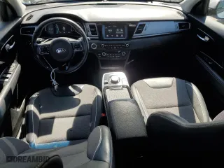 2019 Kia Niro EV EX with VIN KNDCC3LG2K5026541, listed as a Copart auction lot 70068474 with 36,829 mi miles and Salvage Title. Bid and sale history available at carsss.com. Image 8.