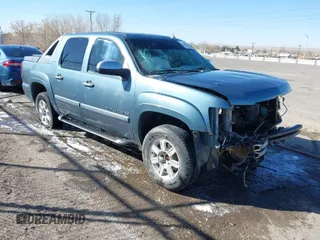 2008 Chevrolet Avalanche LS with VIN 3GNFK12308G226636, listed as a IAAI auction lot 41392242 with 276,774 mi miles and . Bid and sale history available at DreamBid. Image 1.