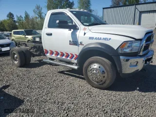 2018 Ram 5500 Chassis Cab Tradesman with VIN 3C7WRMAL7JG285036, listed as a Copart auction lot 52345665 with 130,718 mi miles and Clean Title. Bid and sale history available at carsss.com. Image 4.