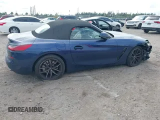 2021 BMW Z4 sDrive30i with VIN WBAHF3C05MWX11773, listed as a IAAI auction lot 41358869 with 16,373 mi miles. Bid and sale history available at carsss.com. Image 4.