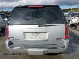 2012 GMC Yukon Denali with VIN 1GKS1EEF0CR256515, listed as a IAAI auction lot 41079993 with 207,470 mi miles. Bid and sale history available at carsss.com. Image 16.