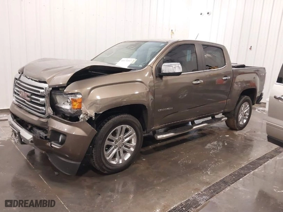 2016 GMC Canyon 4WD SLT with VIN 1GTG6DE33G1162264, listed as a IAAI auction lot 41671097 with 109,956 mi miles. Bid and sale history available at carsss.com. Image 2.