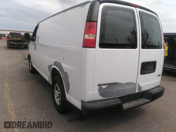 2007 Chevrolet Express Cargo с VIN 1GCFG15X171179848, выставлен на аукционе IAAI как лот 41988385 с пробегом 117 471 миль миль и . История ставок и продаж доступна на DreamBid. Изображение 3.