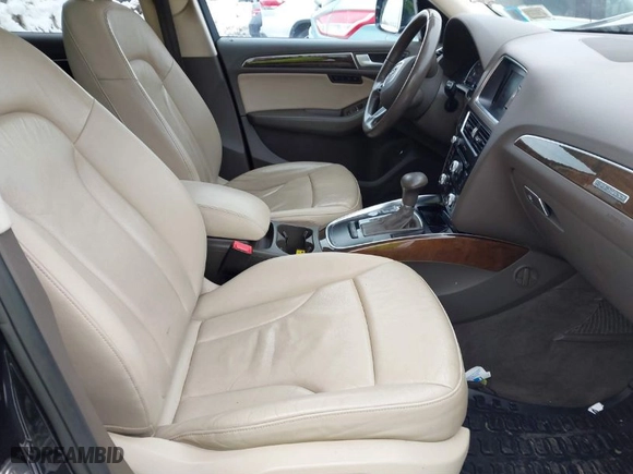 2013 Audi Q5 Premium Plus with VIN WA1LFAFP5DA089032, listed as a IAAI auction lot 41539275 with 165,736 mi miles. Bid and sale history available at carsss.com. Image 5.