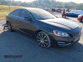 2016 Volvo S60 T6 Drive-E with VIN YV149MFK6G2395690, listed as a IAAI auction lot 40634896 with 130,833 mi miles. Bid and sale history available at carsss.com. Image 1.