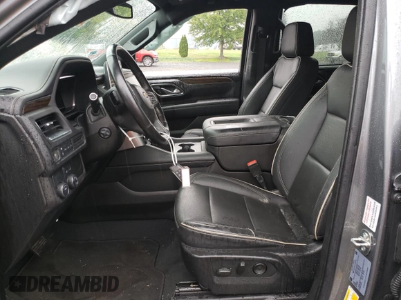 2022 Chevrolet Suburban Premier with VIN 1GNSCFKD3NR191152, listed as a Copart auction lot 61010543 with 56,508 mi miles and Clean title. Bid and sale history available at DreamBid. Image 7.