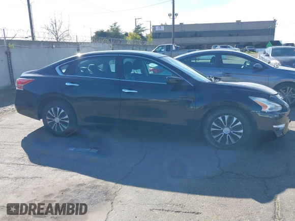 2015 Nissan Altima S with VIN 1N4AL3AP3FN883778, listed as a IAAI auction lot 41712670 with 119,456 mi miles and . Bid and sale history available at DreamBid. Image 13.