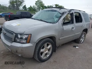 2008 Chevrolet Tahoe LTZ с VIN 1GNFK13028J228178, выставлен на аукционе IAAI как лот 42333269 с пробегом 196 714 миль миль и . История ставок и продаж доступна на DreamBid. Изображение 2.