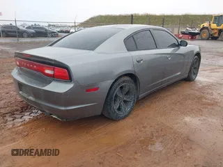 2011 Dodge Charger SE with VIN 2B3CL3CG6BH608460, listed as a IAAI auction lot 41489091 with 113,190 mi miles. Bid and sale history available at carsss.com. Image 4.