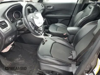 2018 Jeep Compass Latitude with VIN 3C4NJCBB0JT376754, listed as a Copart auction lot 58494345 with 93,092 mi miles and Salvage title. Bid and sale history available at DreamBid. Image 7.
