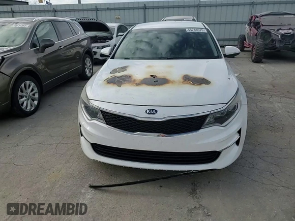 2016 Kia Optima LX z VIN 5XXGT4L37GG060658, wystawiony jako Copart lot #45288575 z przebiegiem Nie podano mil oraz Nie do naprawy • Non repairable. Historia ofert i sprzedaży dostępna na DreamBid. Obrazek 11.