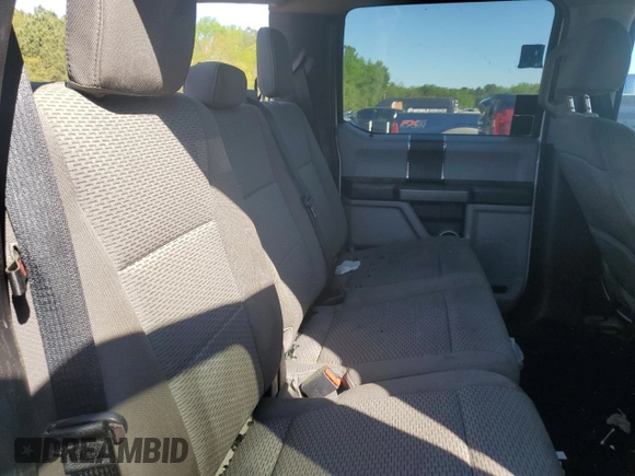 2021 Ford F-350 XL z VIN 1FT8W3DT5MED43189, wystawiony jako Copart lot #49719144 z przebiegiem Nie podano mil oraz Szkoda całkowita • Salvage title. Historia ofert i sprzedaży dostępna na DreamBid. Obrazek 10.