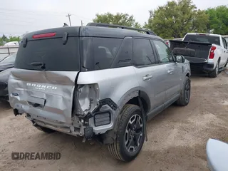 2021 Ford Bronco Sport Outer Banks z VIN 3FMCR9C67MRA94581, wystawiony jako IAAI lot #41905973 z przebiegiem 35 021 mil mil oraz . Historia ofert i sprzedaży dostępna na DreamBid. Obrazek 4.