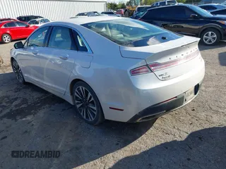 2018 Lincoln MKZ Reserve with VIN 3LN6L5E90JR620561, listed as a IAAI auction lot 40748397 with 62,825 mi miles. Bid and sale history available at carsss.com. Image 3.