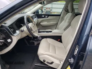 2018 Volvo XC60 Momentum with VIN YV4102RK9J1070478, listed as a Copart auction lot 57745925 with 128,872 mi miles and Salvage title. Bid and sale history available at DreamBid. Image 7.