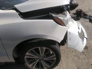 2018 Acura MDX w/Technology Pkg with VIN 5J8YD4H57JL016650, listed as a IAAI auction lot 40979704 with 82,980 mi miles. Bid and sale history available at carsss.com. Image 19.