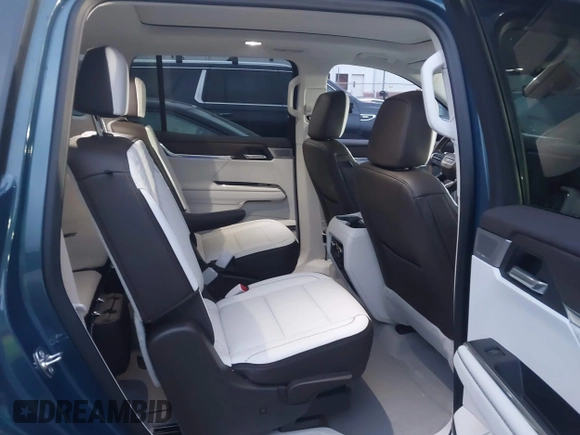 2024 GMC Acadia FWD Denali z VIN 1GKENLKS7RJ190012, wystawiony jako IAAI lot #41907629 z przebiegiem 9 918 mil mil oraz . Historia ofert i sprzedaży dostępna na DreamBid. Obrazek 8.