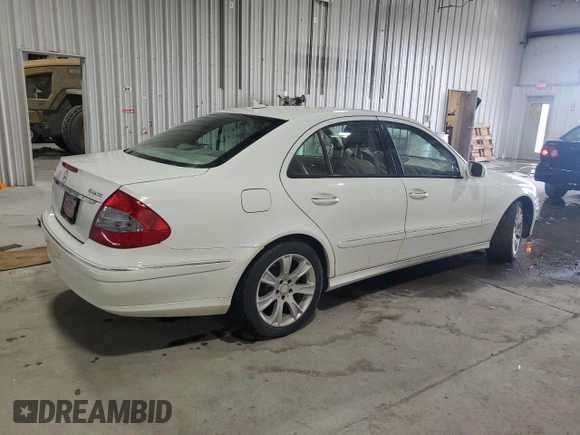 2009 Mercedes-Benz E-Class Luxury 3.5L with VIN WDBUF87X09B380992, listed as a Copart auction lot 50352925 with 0 mi miles and Salvage Title. Bid and sale history available at carsss.com. Image 3.