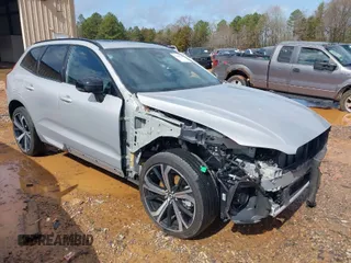2022 Volvo XC60 Recharge Plug-In Hybrid R-Design with VIN YV4BR0DM4N1914570, listed as a IAAI auction lot 41709721 with 35,092 mi miles. Bid and sale history available at carsss.com. Image 1.