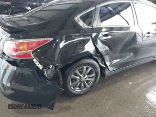 2015 Nissan Altima 2.5 SL with VIN 1N4AL3AP7FN900680, listed as a IAAI auction lot 41905897 with 158,200 mi miles. Bid and sale history available at carsss.com. Image 6.