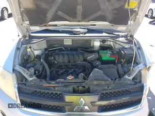 2006 Mitsubishi Endeavor LS z VIN 4A4MM21SX6E066772, wystawiony jako IAAI lot #41078164 z przebiegiem 46 187 mil mil oraz . Historia ofert i sprzedaży dostępna na DreamBid. Obrazek 10.