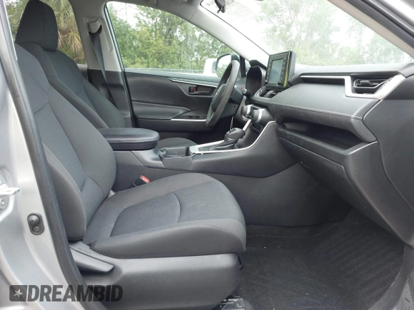 2020 Toyota RAV4 LE with VIN 2T3H1RFV2LC063920, listed as a IAAI auction lot 41864477 with 123,602 mi miles. Bid and sale history available at carsss.com. Image 5.