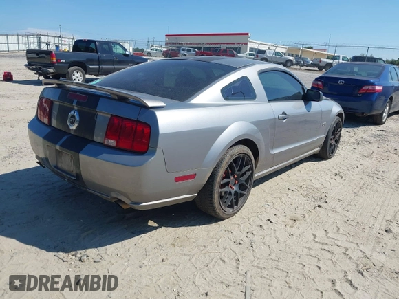 2006 Ford Mustang GT Deluxe with VIN 1ZVFT82H265198298, listed as a IAAI auction lot 42845581 with 198,600 mi miles and . Bid and sale history available at DreamBid. Image 4.