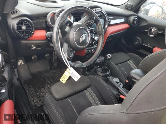 2018 MINI Hardtop John Cooper Works with VIN WMWXM9C54J2F66148, listed as a Copart auction lot 68886464 with Not provided miles and Salvage title. Bid and sale history available at DreamBid. Image 8.