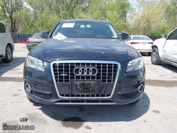 2011 Audi Q5 3.2L Premium Plus with VIN WA1DKAFP4BA060733, listed as a IAAI auction lot 42059970 with 119,178 mi miles. Bid and sale history available at carsss.com. Image 6.