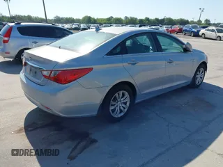 2012 Hyundai Sonata GLS with VIN 5NPEB4AC4CH359018, listed as a IAAI auction lot 42021133 with 218,567 mi miles. Bid and sale history available at carsss.com. Image 4.