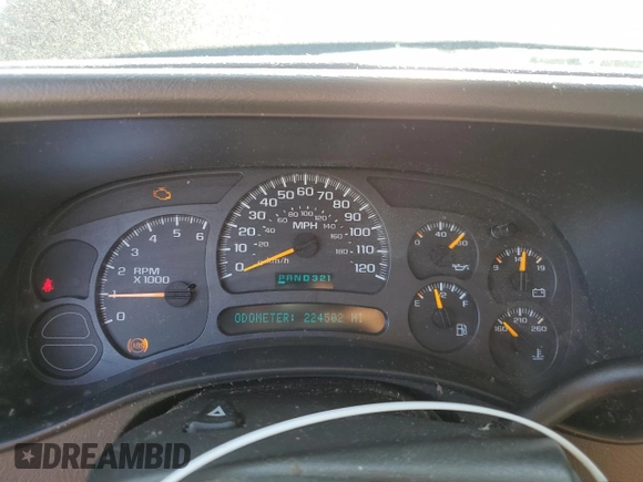 2003 Chevrolet Suburban Z71 z VIN 3GNFK16Z33G137747, wystawiony jako Copart lot #55563055 z przebiegiem 224 502 mil mil oraz Szkoda całkowita • Salvage title. Historia ofert i sprzedaży dostępna na DreamBid. Obrazek 9.