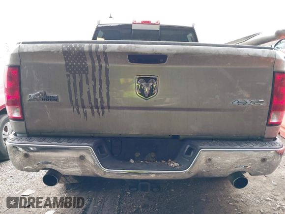 2017 Ram 1500 Big Horn z VIN 1C6RR7LM0HS881309, wystawiony jako IAAI lot #41172880 z przebiegiem 114 891 mil mil oraz . Historia ofert i sprzedaży dostępna na DreamBid. Obrazek 17.