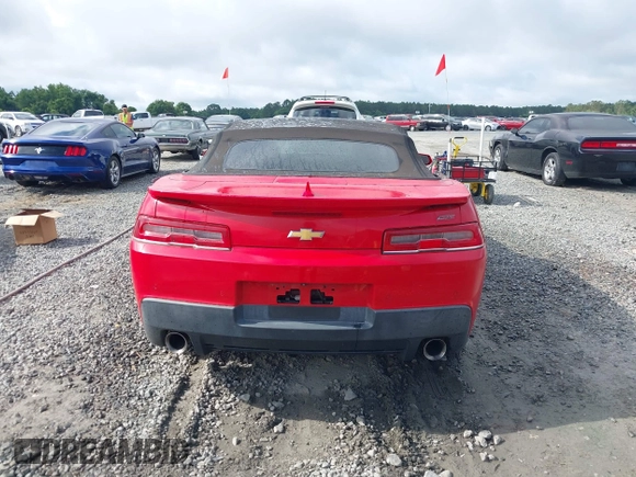 2015 Chevrolet Camaro SS z VIN 2G1FK3DJ3F9286524, wystawiony jako IAAI lot #42377528 z przebiegiem 52 174 mil mil oraz . Historia ofert i sprzedaży dostępna na DreamBid. Obrazek 16.