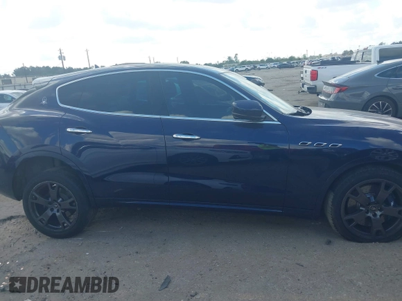 2021 Maserati Levante S z VIN ZN661YUAXMX370022, wystawiony jako IAAI lot #40672941 z przebiegiem Nie podano mil oraz . Historia ofert i sprzedaży dostępna na DreamBid. Obrazek 14.