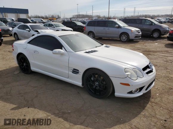 2008 Mercedes-Benz SL 550 z VIN WDBSK71F28F138337, wystawiony jako Copart lot #46896265 z przebiegiem 86 717 mil mil oraz Szkoda całkowita • Salvage title. Historia ofert i sprzedaży dostępna na DreamBid. Obrazek 4.