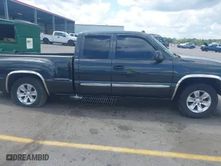 2004 GMC Sierra 1500 SLE with VIN 1GTEC19T74Z107029, listed as a IAAI auction lot 41977766 with 169,113 mi miles. Bid and sale history available at carsss.com. Image 13.
