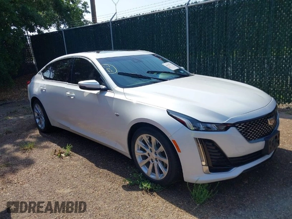 2020 Cadillac CT5 Luxury with VIN 1G6DW5RK3L0139631, listed as a IAAI auction lot 41919211 with 45,813 mi miles. Bid and sale history available at carsss.com. Image 1.