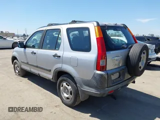 2004 Honda CR-V LX with VIN JHLRD68444C018918, listed as a IAAI auction lot 41986696 with 261,243 mi miles and . Bid and sale history available at carsss.com. Image 3.