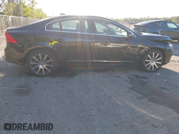 2017 Volvo S60 Inscription with VIN LYV402HK7HB130410, listed as a IAAI auction lot 41751317 with 97,339 mi miles. Bid and sale history available at carsss.com. Image 13.
