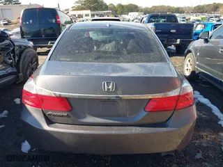2015 Honda Accord Sedan EX-L with VIN 1HGCR2F86FA252870, listed as a IAAI auction lot 41269388 with 161,018 mi miles. Bid and sale history available at carsss.com. Image 16.
