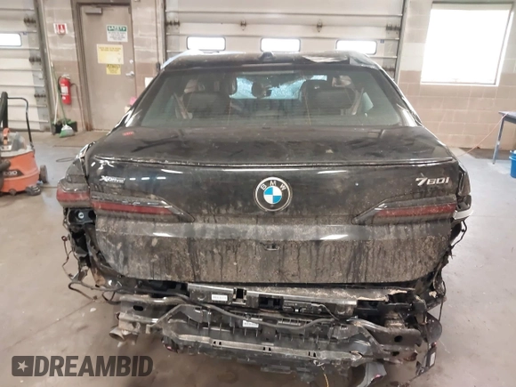 2024 BMW 7 Series 760i xDrive with VIN WBA33EJ0XRCP86964, listed as a IAAI auction lot 41544452 with 13,161 mi miles. Bid and sale history available at carsss.com. Image 16.