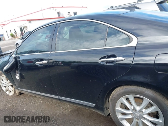 2010 Lexus ES 330 with VIN JTHBK1EG1A2407229, listed as a IAAI auction lot 42259770 with 148,757 mi miles and . Bid and sale history available at DreamBid. Image 14.