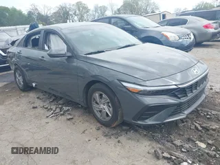 2024 Hyundai Elantra SE with VIN KMHLL4DG5RU774748, listed as a IAAI auction lot 41927787 with 21,604 mi miles and . Bid and sale history available at DreamBid. Image 1.