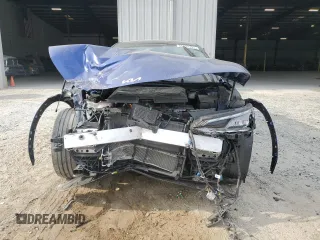 2024 Kia EV6 GT z VIN KNDC5DLE3R5219760, wystawiony jako Copart lot #56112395 z przebiegiem 13 488 mil mil oraz Szkoda całkowita • Salvage title. Historia ofert i sprzedaży dostępna na DreamBid. Obrazek 5.